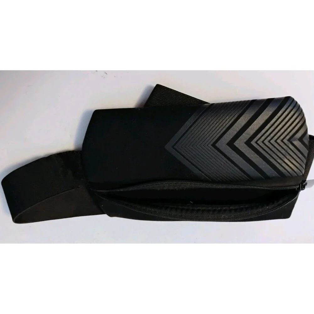 MANSCAPED Slim Travel Belt Pouch Storage Case Black Elastic Waist Pack